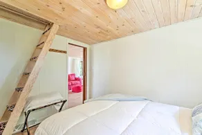 Horicon Riverfront Retreat w/ Deck, Dock + Patio - Innvendig