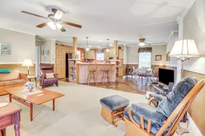 Fireside Nights + Family Fun! Quiet Claxton Home - Innenbereich