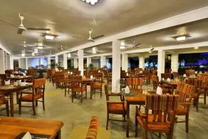 Hibiscus Beach Hotel & Villas - Restaurant