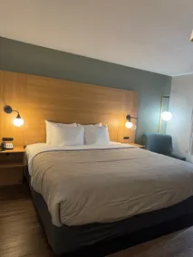 Quality Inn Orlando Near International Drive - Room