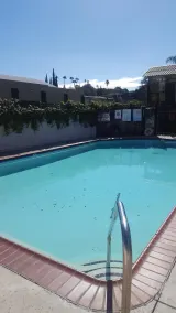 Welcome Inn - Pool