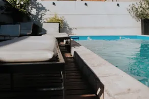 Premium Tower Suites - Piscina