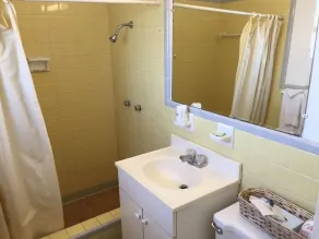 Economy Suites - Salle de bain