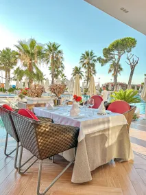 FAFA Premium Hotel & Spa - Restaurant