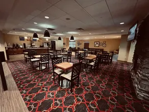 Legend Hotel Minot - Restaurant