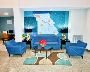 Holiday Inn Express Hotel & Suites St. Charles by IHG - Reception