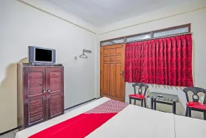 Hotel Lie Mas Prigen Pasuruan Mitra RedDoorz - Room