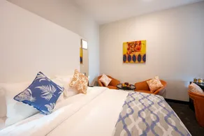Ramada Encore Doha by Wyndham - Chambre