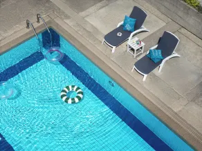 Cross Vibe Bangkok Srinakarin - Pool