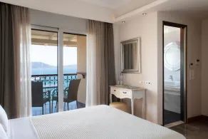Karalis City Hotel - Room