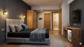 Full Moon Hotel - Room