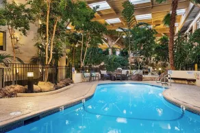 FairBridge Hotel by Concord Plaza - Pool