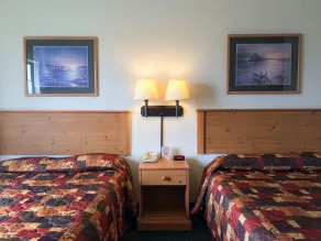 White Oak Inn & Suites - Værelse