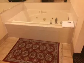 Haven Inn & Suites - Baño