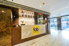 Treebo Premium Seven Lake View - Reception