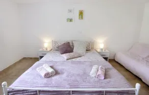 Villa med pool i rolig beliggenhed - Værelse