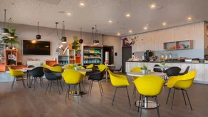 Holiday Inn - the niu, Hide Berlin Friedrichshain by IHG - Restaurant