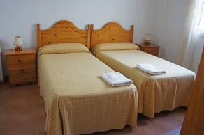 APARTAMENTOS ALBANTA - Værelse