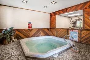 Rodeway Inn Pronghorn Lodge - Pool