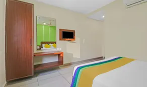 Itsy Hotels G Square - Room