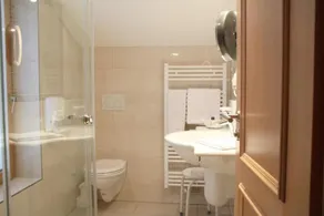 Hotel Schöne Aussicht Schwarzwald - Bathroom