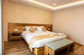 HOTEL BHRIKUTI TARA - Værelse