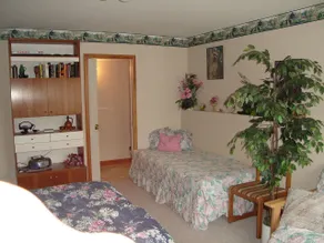 PineWood Guesthouse - Room