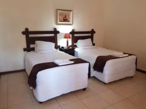 Zaks Place Hotel - Habitación