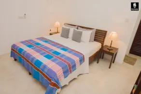 Hotel Vibration - Room