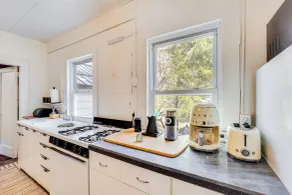 Walk to Vly Creek: Catskills Getaway w/ Porch - Intérieur