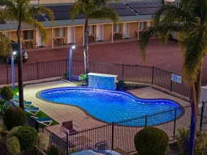 Pinjarra Resort - Pool