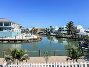 The Bay Inn at the Lani Kai - Vue de la chambre