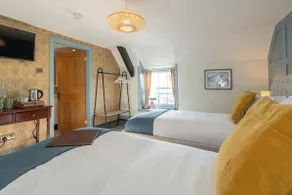 The Buddle Inn - Room