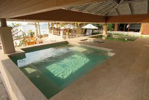 Al's Resort - Pool