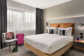 Moxy Belfast City - Room