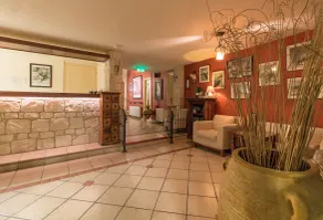 Hill View Hotel Apartments - Reception