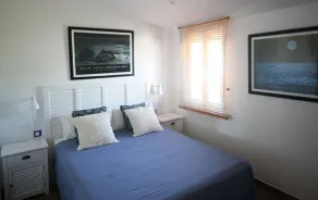 Apartment mit herrlichem Meerblick und Gemeinschaftspool sowie Privatparkplatz. - Zimmer