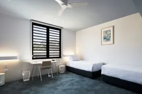 The Lodge, Blacktown - Sydney - Room