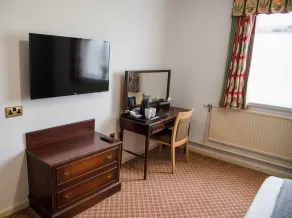Hamlet Hotels Maidstone - Room