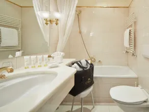 Hotel Singer – Relais & Châteaux - Baño