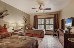 Spacious 3 Bedroom Townhome In River Run Village Within Walking Distance To Gondola And Restaurants - Værelse