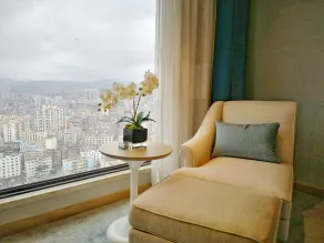 Ramada Plaza by Wyndham Dongxing City Center - Chambre