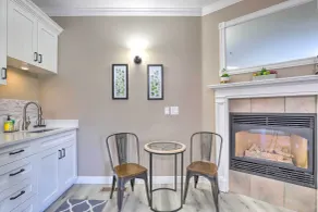 Peaceful Midway Studio w/ Mountain + Golf Views! - Interior