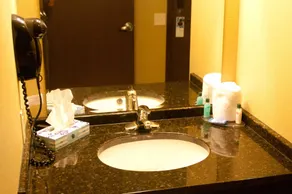 Americas Best Value Inn Big Lake Becker - Bathroom