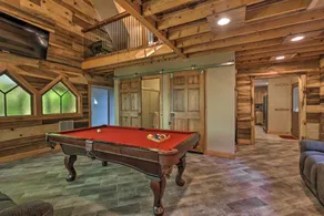 2 Mi to Beech Mtn Resort: Cabin w/ Deck & Grill! - Innvendig