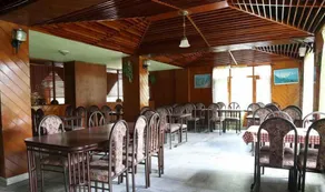 Zarim Hotel Manali - Restaurant
