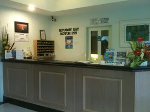 Runaway Bay Motor Inn - Reception