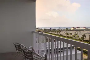 Hampton Inn & Suites Galveston - Vue de la chambre