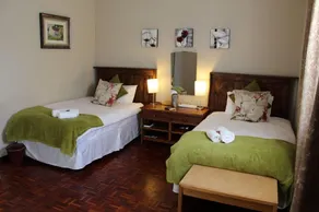 The Hamlet Country Lodge - Room