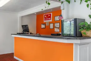 Econo Lodge Lee - Great Barrington - Hall